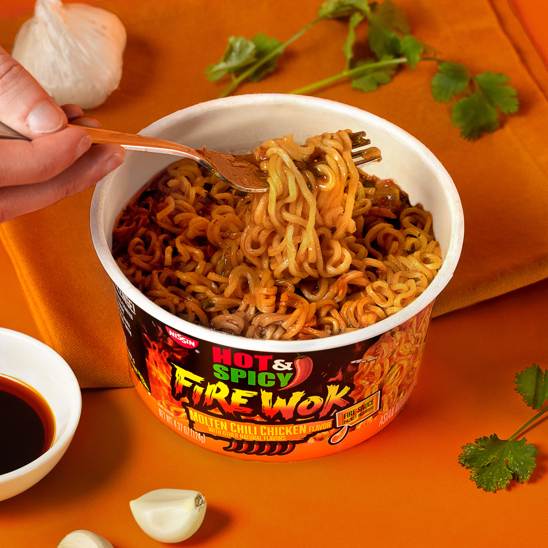 Hot & Spicy Fire Wok Molten Chili Chicken - Nissin Food