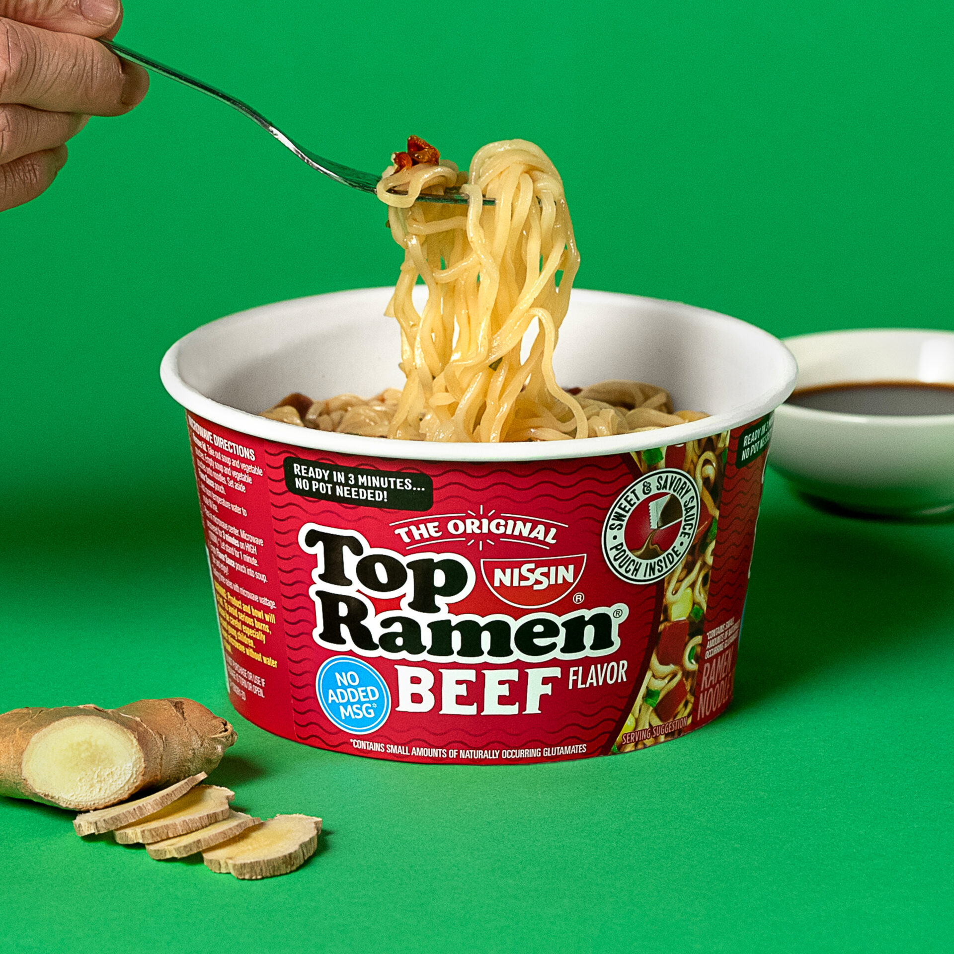 Nissin Top Ramen Noodle Soup Bowl Beef - 3.28 oz bwl